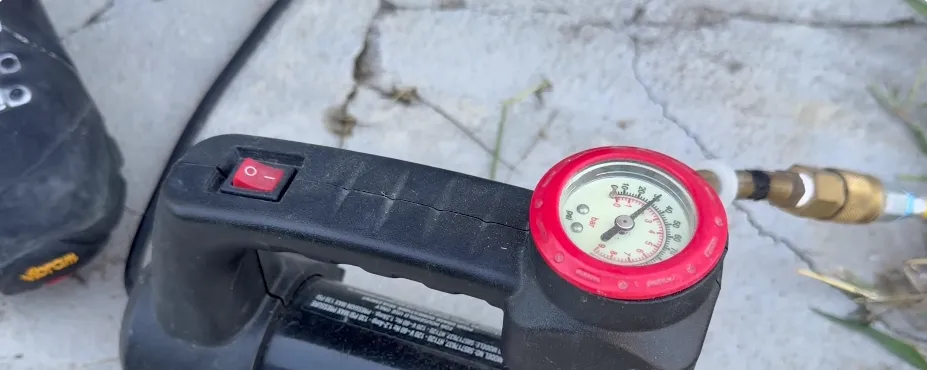 Gauge reading during a pressure drop test